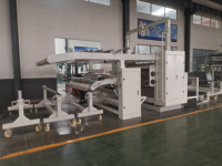 Machine à plastifier PUR large 3400mm pour rideaux colle thermofusible PLC contrôle entraînement électrique emballage de film plastique pour textiles