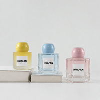 Bouteille diffuseur en verre carrée avec bouchon coloré, conteneur vide pour huile aromatique 50ml 100ml pour emballage de parfum d'intérieur