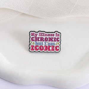 <span class=keywords><strong>Mi</strong></span> enfermedad es crónica pero soy Icohic Esmalte Pins Citas para adultos Broches <span class=keywords><strong>de</strong></span> salud mental Ropa Insignias <span class=keywords><strong>de</strong></span> solapa Joyería Regalo Amigos - Product Image 3