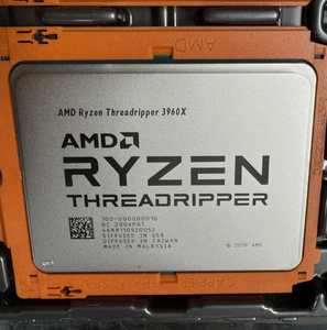 Procesador AMD Ryzen Threadripper <span class=keywords><strong>3960X</strong></span> de 3.80GHz, 24 Núcleos, 48 Subprocesos, 280W STRX4 - Product Image 1