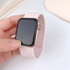 Bracelet de montre de <span class=keywords><strong>sport</strong></span> en silicone liquide confortable pour bracelets de montre <span class=keywords><strong>Apple</strong></span> 38mm 40mm 41mm 42mm 44mm <span class=keywords><strong>45mm</strong></span> 46mm 49mm Bracelet Bracelet - Product Image 4