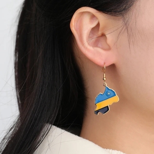 Orecchini Pendenti Impermeabili Placcati Oro 18K con Mappa e <span class=keywords><strong>Bandiera</strong></span> del <span class=keywords><strong>Ruanda</strong></span>, Design Ruandese in Acciaio Inox Smaltato - Product Image 1