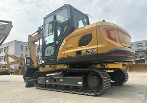 Nueva Excavadora de Orugas XE75GA de 7.5 Toneladas con Motor Kubota, Cucharón de 0.33m³, Miniexcavadora de 7700kg para Uso Municipal, Agrícola y de Conservación de Agua - Product Image 2