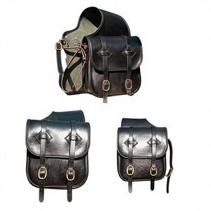 Bolsa de Cuero 100% Búfalo para Sillín de Caballo Estilo Western o Motocicleta, Hecha a Mano, Tallada a Mano, Personalizable, con Herrajes de Acero - Product Image 1