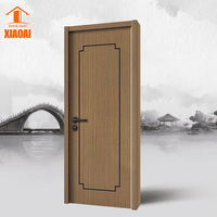 Porte simple en bois MDF fini, design moderne pour villa, avec revêtement en film PVC intérieur personnalisé, étanche