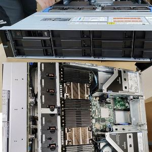 Servidor en rack Dell R750XS 2U con Intel Xeon Silver 4316, 16SFF, SATA, SAS, NVMe SSD, 2*1400W - Product Image 6