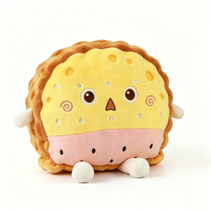 Peluche personnalisée en forme de biscuit rond à volants, avec garniture de jambon et fromage jaune texturé, et base en forme de pastèque rose. - Product Image 5