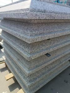 Capuchon <span class=keywords><strong>de</strong></span> poteau en granit gris blanc naturel moderne sur mesure pour usine, moulure multi-étapes, bordure supérieure <span class=keywords><strong>de</strong></span> <span class=keywords><strong>mur</strong></span>, projet paysager extérieur - Product Image 6