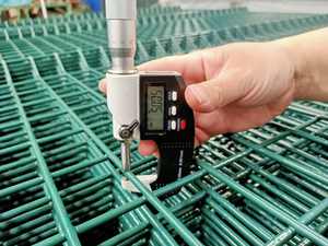 Nouveaux panneaux de clôture en aluminium à lames, design architectural 3D, clôture verticale en aluminium <span class=keywords><strong>composite</strong></span>, mur de clôture à lames - Product Image 1