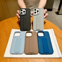 Nouvelle coque de téléphone magnétique sans fil en TPU mat antichoc avec support pliable, design de luxe pour 17 18Pro 18 17 16 Pro