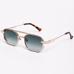 Occhiali da Sole OEM con Doppio Ponte in Metallo, Lenti Sfumate, Montatura Geometrica di Lusso, Protezione UV400, Unisex, Certificati CE, Occhiali Personalizzati all'Ingrosso - Product Image 6