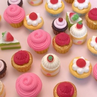 100PC Miniatur Kue Cangkir Resin Simulasi, Model Makanan Manis untuk Rumah Boneka, Aksesoris DIY, Mainan Kue Dapur
