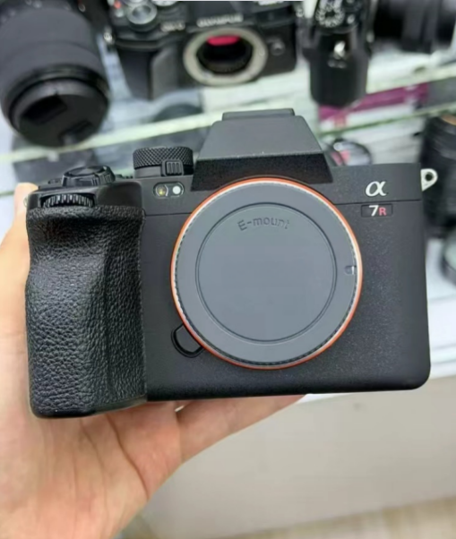 Used Alpha 7R V A7R5 Mirrorless Camera 61MP 8K Video Professional Photography Digital Camera