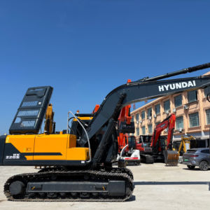Excavatrice d'occasion Hyundai HX220S Moteur Cummins de bonne qualité Vente en Corée avec composants de base Roulement de pompe à engrenages de boîte de vitesses de moteur - Product Image 1