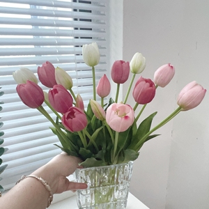 Ramo de Tulipanes Artificiales de 30cm-100cm, PVC Suave, Alta Simulación, Decoración para el Hogar, Accesorios para Bodas - Product Image 1