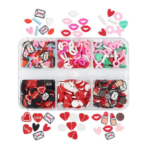 Decorazioni per Unghie 3D Personalizzate con 6 Scomparti, Rossetto Rosa Chiaro e Cuori, Confezione Regalo in Plastica Marca OYS, MOQ 30 Scatole, Tema <span class=keywords><strong>Amore</strong></span> e Romantica - Product Image 3