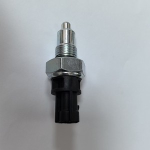 Interruptor de Luz de Reversa 37610-76G10 para Suzuki, Pieza de Repuesto Automotriz de Metal - Product Image 4