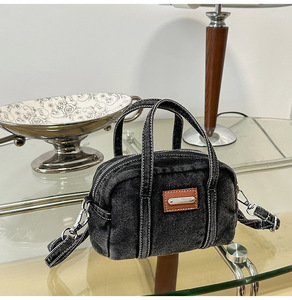 Washed Denim <b>Bag</b> New Arrival Large Capacity Crossbody Shoulder <b>Bag</b> for Women Portable Denim Boston <b>Bag</b> With Zipper Design - Product Image 5