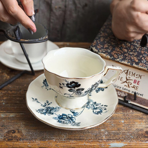 Tazza da tè <span class=keywords><strong>in</strong></span> ceramica e stile retrò blu e fiore con Latte e tazza da tè di mezza età piattino per gli omaggi - Product Image 5