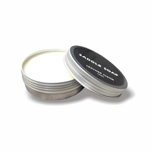 Savon <span class=keywords><strong>de</strong></span> selle <span class=keywords><strong>de</strong></span> 100ml(99g) avec logo personnalisé pour nettoyant pour <span class=keywords><strong>cuir</strong></span>, revitalisant pour <span class=keywords><strong>cuir</strong></span> et adoucissant pour chaussures en <span class=keywords><strong>cuir</strong></span> - Product Image 6