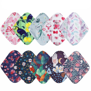 Serviettes Hygiéniques Maternité Mama Petites Tailles Réutilisables, Protège-Slips en Charbon de Bambou Lavables pour les Règles des Femmes - Product Image 1