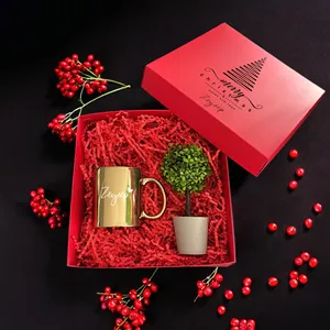 Coffret cadeau personnalisé de luxe rouge, coffret cadeau de luxe personnalisable - Product Image 1