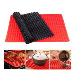 Ustensiles de cuisson : Tapis de cuisson multifonctionnel en silicone de qualité alimentaire pour barbecue et pizza, en forme de cône surélevé, écologique, compatible lave-vaisselle et four - Product Image 1