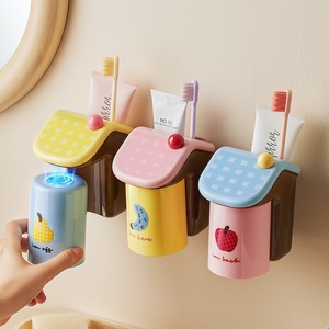 Lindo Soporte Minimalista de Plástico Impreso para Cepillos de Dientes, Montado en Pared sin Taladro, con Ventosa, para Almacenamiento Familiar en Baño, Perfecto para Niños - Product Image 1