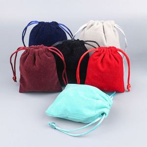 Sac à cordon en flanelle douce avec logo personnalisé - Taille et impression personnalisées pour cadeaux promotionnels, vente en gros, MOQ 100 pièces en stock - Product Image 2