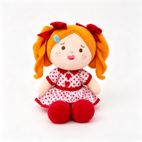 Poupée en peluche super douce et mignonne pour fille, avec différentes tenues, robe uniforme, jouet décoratif en peluche pour la décoration de la maison et cadeau d'anniversaire
