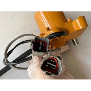 Mesin Konstruksi baru <span class=keywords><strong>Throttle</strong></span> <span class=keywords><strong>Motor</strong></span> 7824-30-1600 untuk PC120-5/PC120-3/<span class=keywords><strong>PC200</strong></span>-5/PC220-5/S6D95 suku cadang <span class=keywords><strong>Excavator</strong></span> - Product Image 2