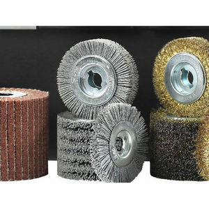 Juego de accesorios de cepillado de madera Eisenblaetter en estuche - Product Image 1