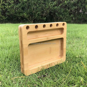 Vassoio Arrotolabile in Legno di Bambù Personalizzato con Logo Inciso, Durevole, con Portaconi e Accessori per Fumare - Product Image 5