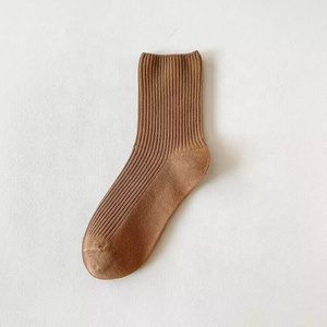 Calcetines bonitos para mujer, calcetines estéticos atléticos informales, calcetines de algodón neutro para mujer, ropa de Granola para niñas - Product Image 5