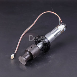 Ultraschall-Schweißmaschine mit 20 kHz und 15 kHz Horn für Formen - Product Image 5