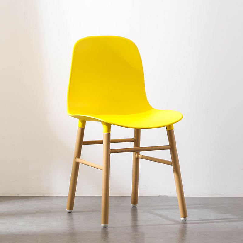 สีเหลือง