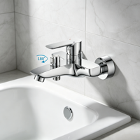 Robinet de baignoire au design minimaliste moderne en alliage de zinc chromé avec cartouche céramique, idéal pour les salles de bain d'hôtels et d'appartements