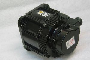 SGMSV-10ADA61 ORIGINAL Y a s k w Motor de Inercia Media Sigma5 de 1kW - Product Image 1