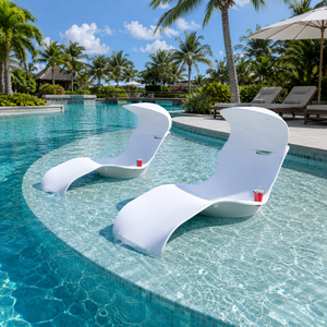 Chaise longue en fibre de verre avec coussin pour piscine peu profonde, terrasse et patio extérieur - Product Image 6