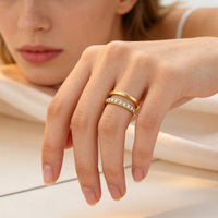 Bague double couche en acier inoxydable plaqué or 18 carats, bague demi-éternité avec zirconiums cubiques pour femme