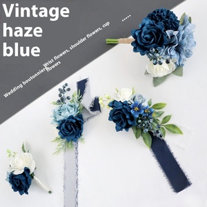 Decoraciones de boda de estilo europeo novia novio mejores amigos muñeca rosas pecho falda taza ramos de flores elegante diseño de rosas - Product Image 2