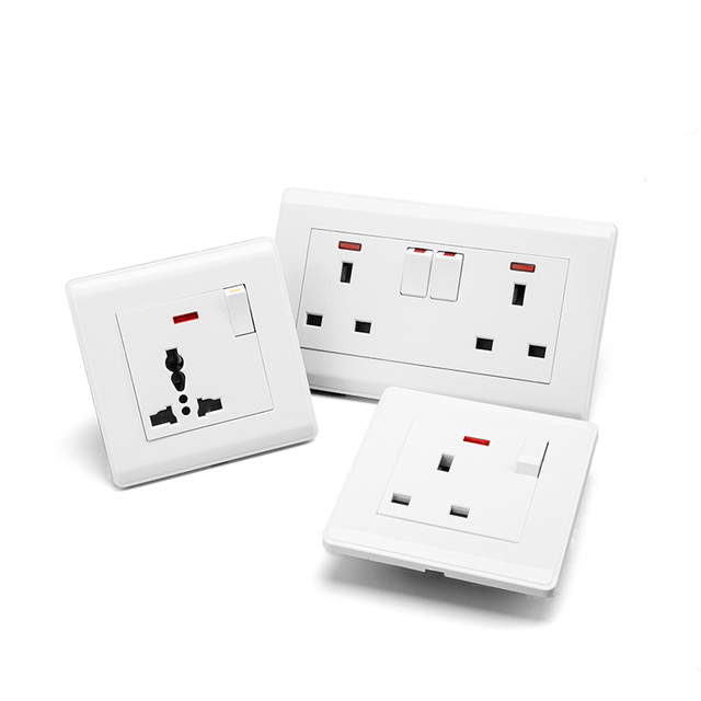 K1.2 Hot Sale SASO Approved Golden Wall Switch Socket 13A 5pin Multiple Switched Socket
