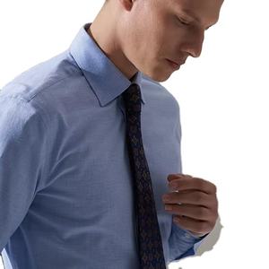 2025 <span class=keywords><strong>Amazon</strong></span> Plain Color sólido <span class=keywords><strong>de</strong></span> alta calidad <span class=keywords><strong>de</strong></span> algodón blanco con botones en el bolsillo frontal <span class=keywords><strong>de</strong></span> manga larga <span class=keywords><strong>de</strong></span> oficina <span class=keywords><strong>para</strong></span> <span class=keywords><strong>hombre</strong></span> <span class=keywords><strong>camisas</strong></span> <span class=keywords><strong>de</strong></span> <span class=keywords><strong>vestir</strong></span> formales - Product Image 2