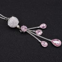 Nouveaux cadeaux de décoration intérieure pour femmes, gadgets automobiles, pendentif de rétroviseur en strass et cristal, accessoires de voiture suspendus