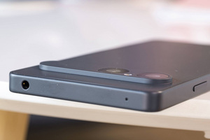 GSM-FIX <span class=keywords><strong>Xperia</strong></span> 10 VII 5G <span class=keywords><strong>Smartphone</strong></span>, Piattaforma Mobile Snapdragon Gen 3, Display OLED FHD+ HDR da 6,1 Pollici 120Hz, Batteria 5000mAh, Telefoni Android - Product Image 5