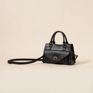 Bolso de piel de vaca suave con asa para el hombro, un bolso cruzado retro y sencillo de gran capacidad para mujer - Product Image 2