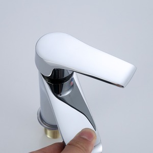 Robinet de lavabo Chenlu, monotrou, monocommande, avec valve en céramique, en laiton, design contemporain, à poser sur le comptoir - Product Image 4