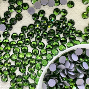 Opal Plus, venta al por mayor, Flatback diamantes de imitación, colores normales, cristal, Hotfix, diamantes de imitación sueltos para prendas y fundas de teléfono - Product Image 1