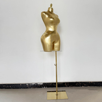 Mannequin de présentation féminin BBL aux formes généreuses, hanches larges, style brésilien, en cuir doré, demi-corps, grande taille, en promotion