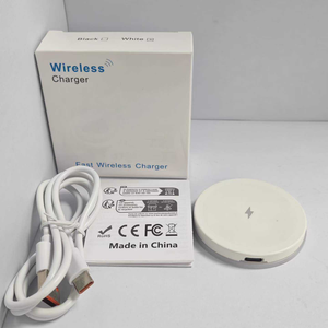 <span class=keywords><strong>Cargador</strong></span> Inalámbrico Magnético de Carga Rápida con Soporte para <span class=keywords><strong>iPhone</strong></span> - Estación de Carga - Product Image 3
